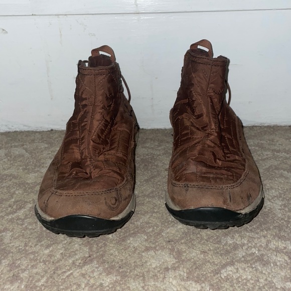 Chaco winter hiking boots - Picture 4 of 4